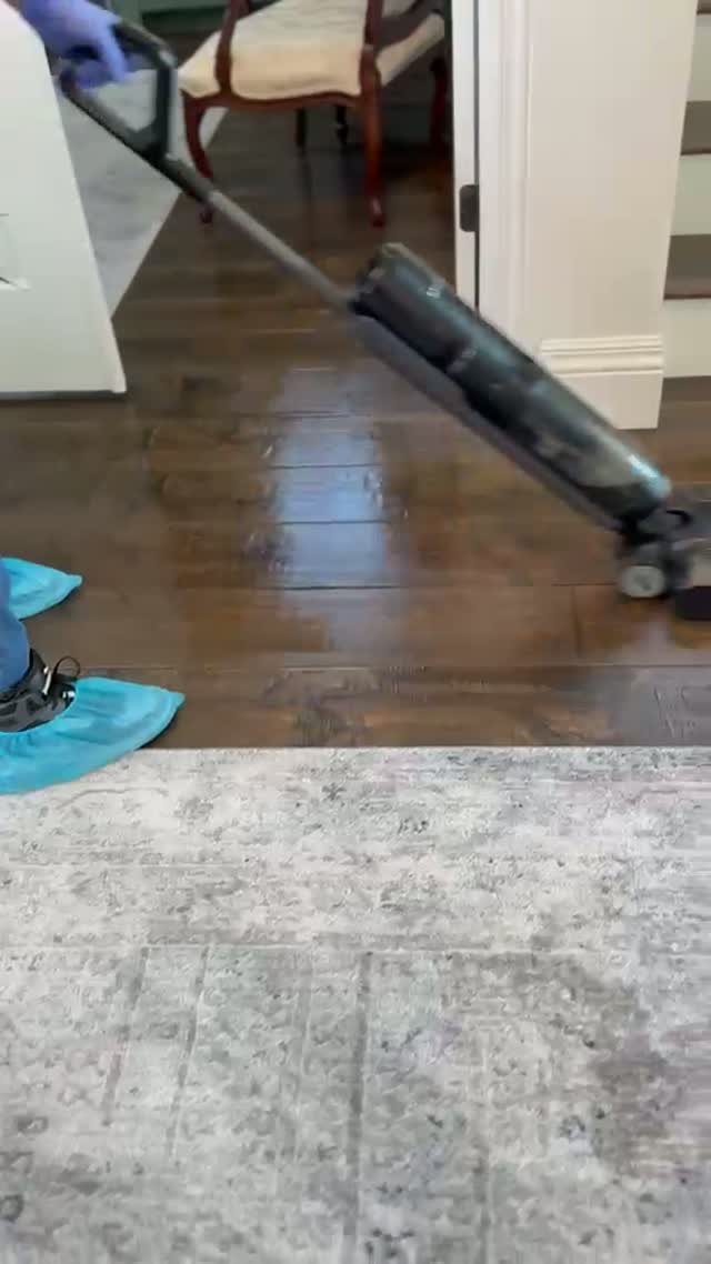 Looks Amazing Cleaning gallery video 15