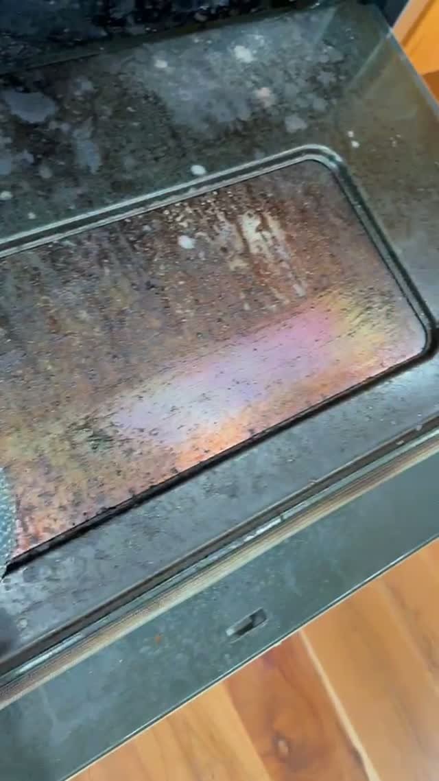 Looks Amazing Cleaning gallery video 8
